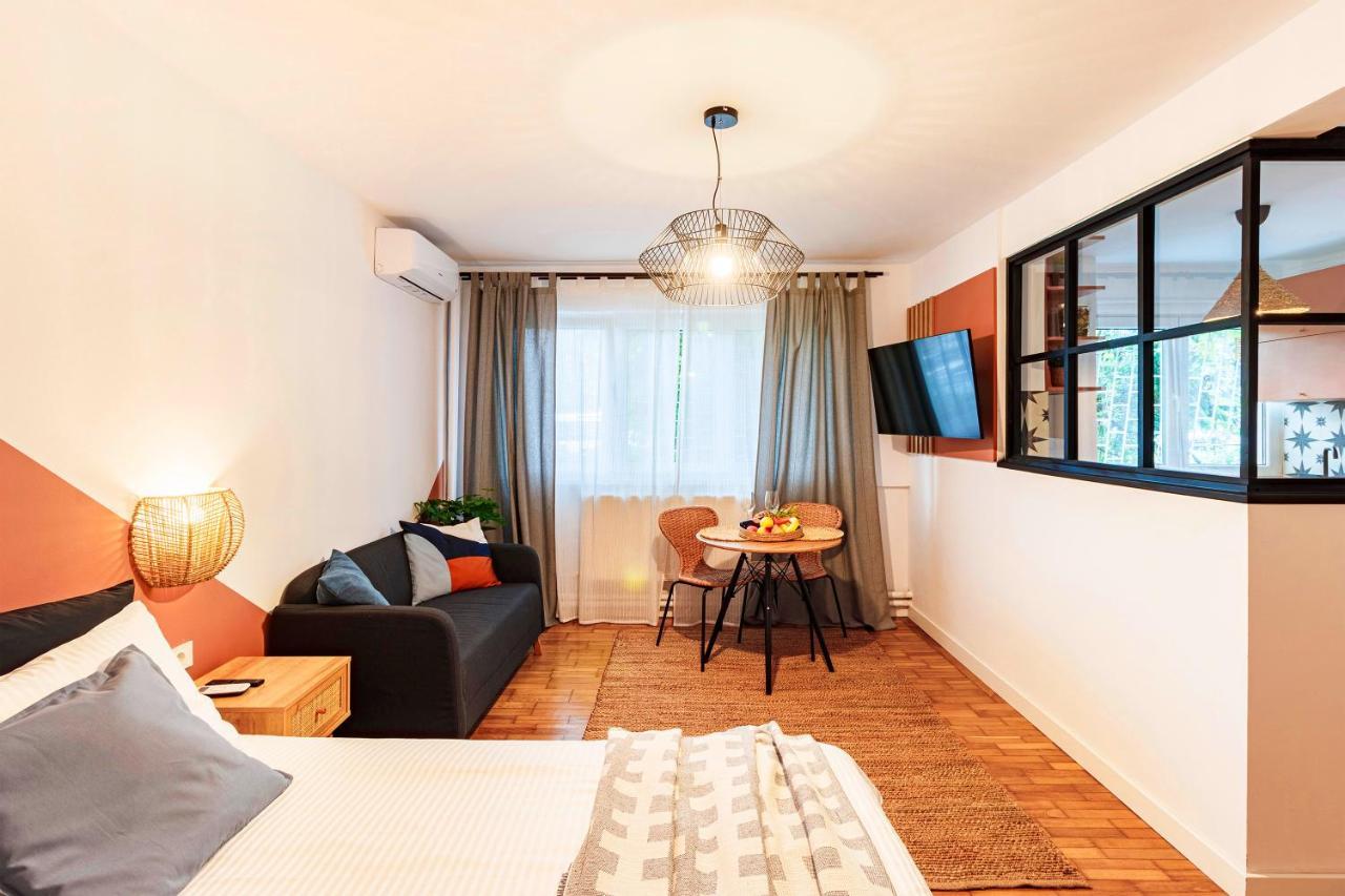 Central Modern Flat Near Metro & Park Apartment Bucureşti Exterior foto